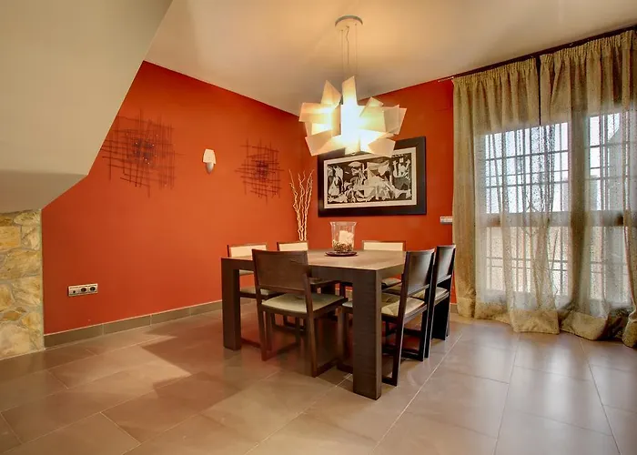 Holiday House Tenorio